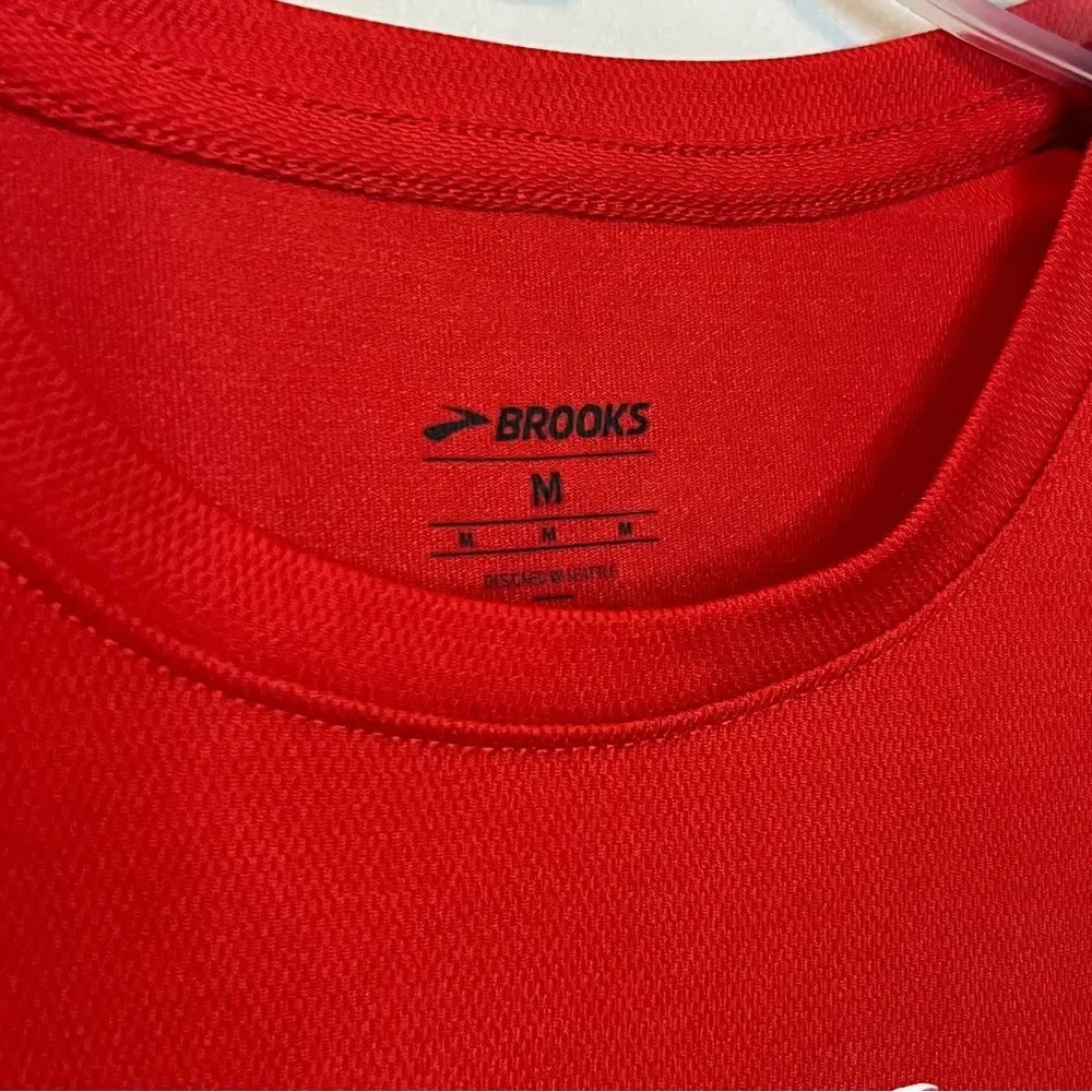 Brooks Red MyTeam Triumph “Angel” Running Shirt – Men’s Medium
